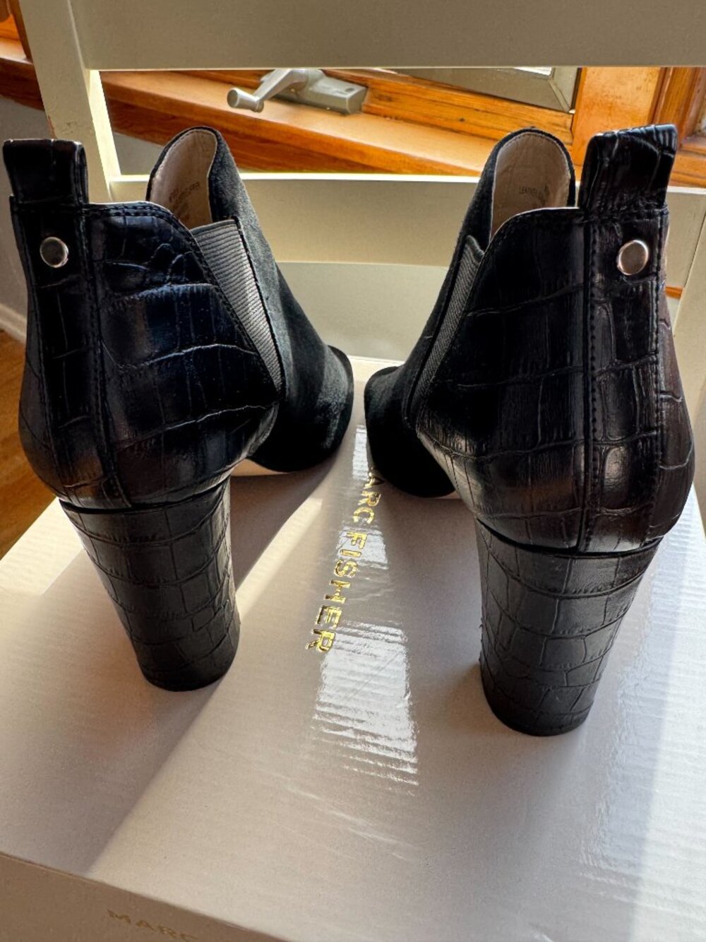 Marc Fisher SAYLA Suede Ankle Boots – Size 8, Black